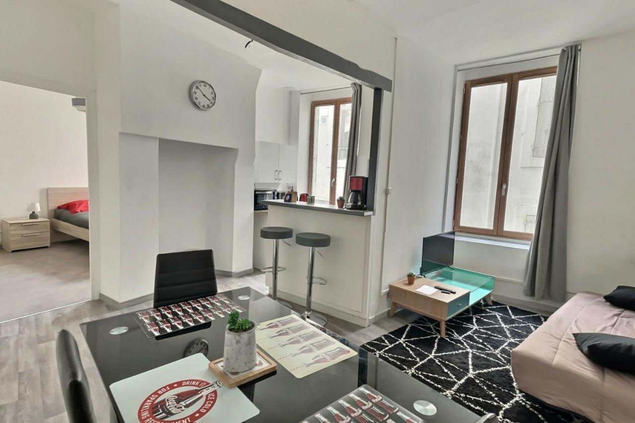 Des Appartements Au Calme Dans Un Immeuble Historique Безье Экстерьер фото